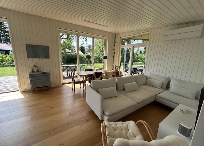 New House 200 Meters From The Waterfront Semesterbostad Odder